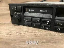 Bmw Cm5903l E34 E30 E32 318i Indash Lecteur De Cassette Radio Am Fm Tape Stereo Oem