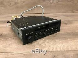 Bmw Oem E24 E28 E30 Avant Lecteur Cassette Radio Bande Indash Modèle Stéréo Cm5905